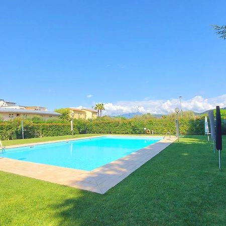 Colors Pool Apartment Bardolino Exterior foto